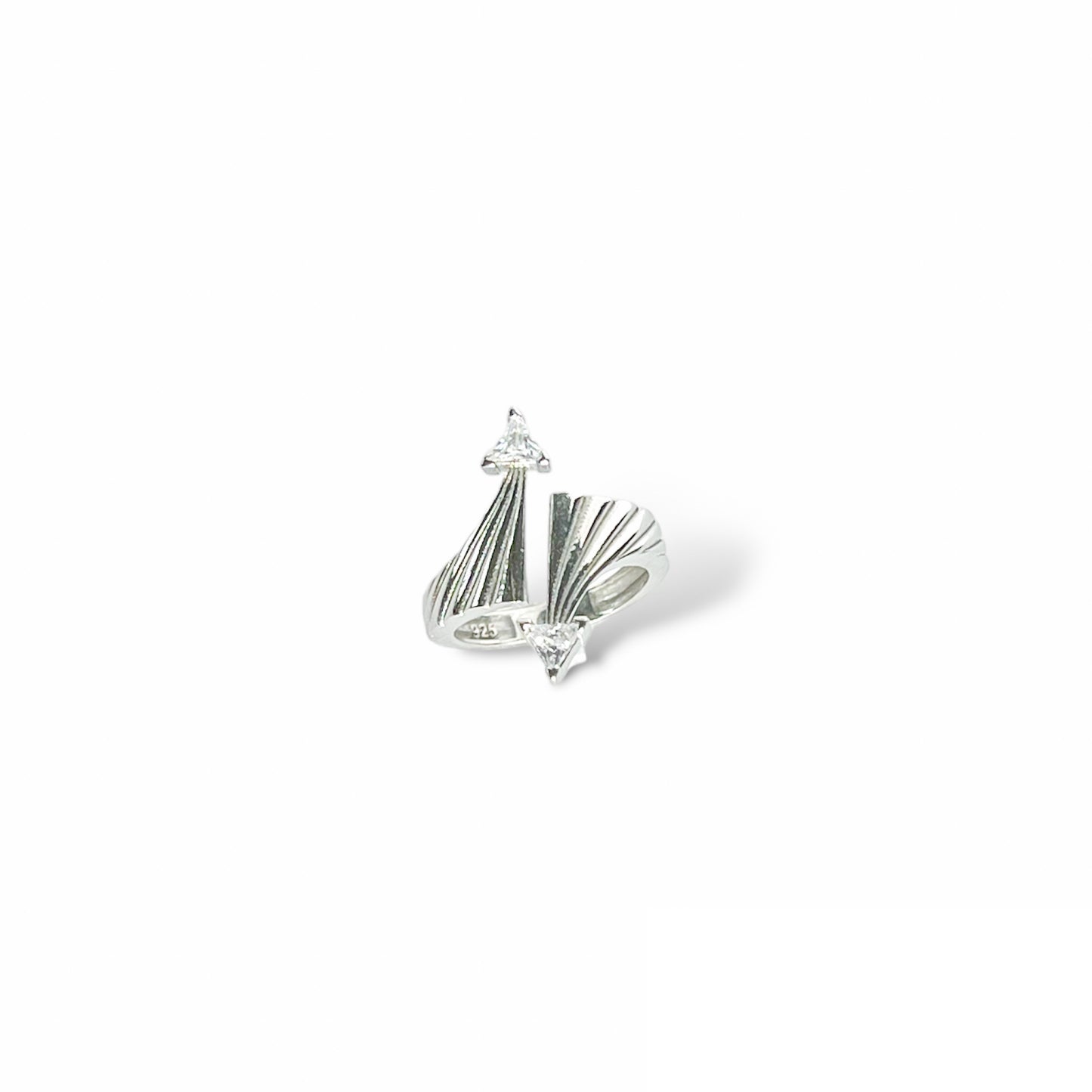 Double Triangle Spiked Ring