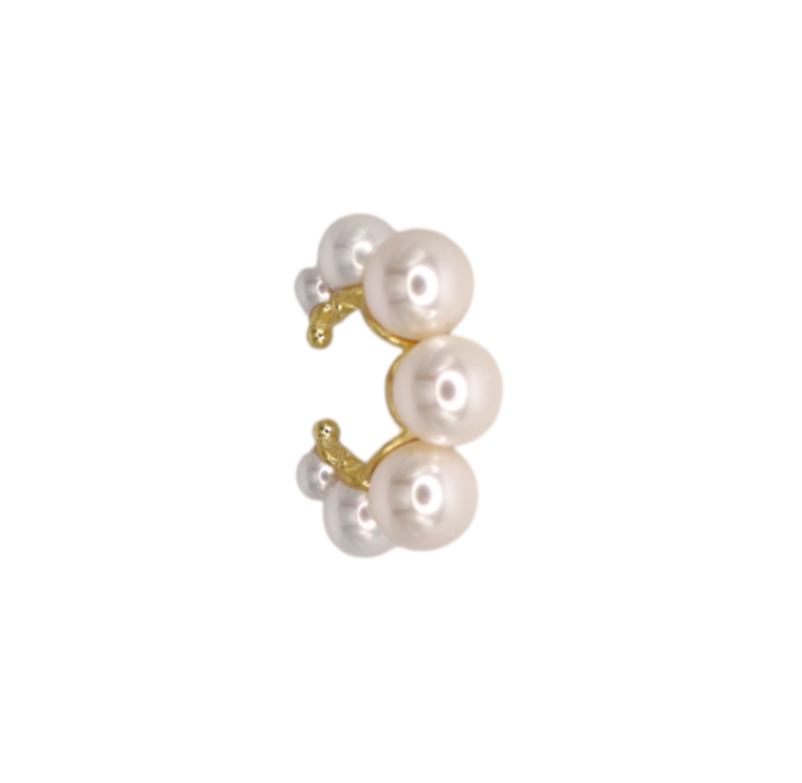 Big Bubbly Pearls Earcuff