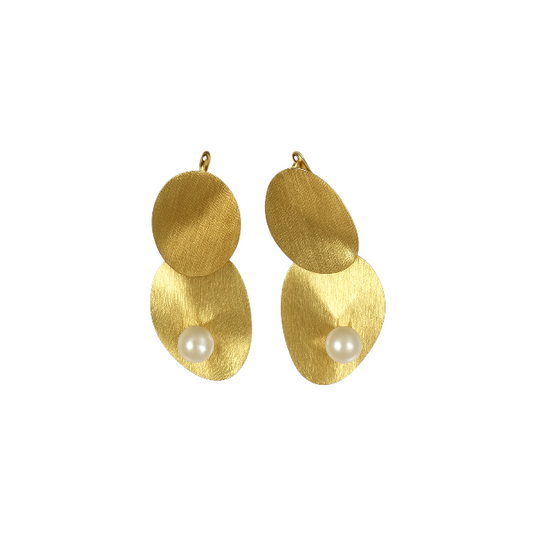 Sculpted Pearl Earrings