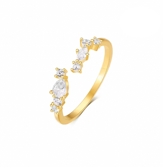 Multi Crystal Stones Twist Ring